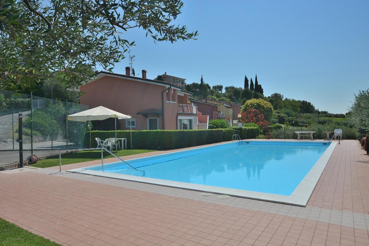 Apartment Joan Miro With Pool Bardolino Exterior photo