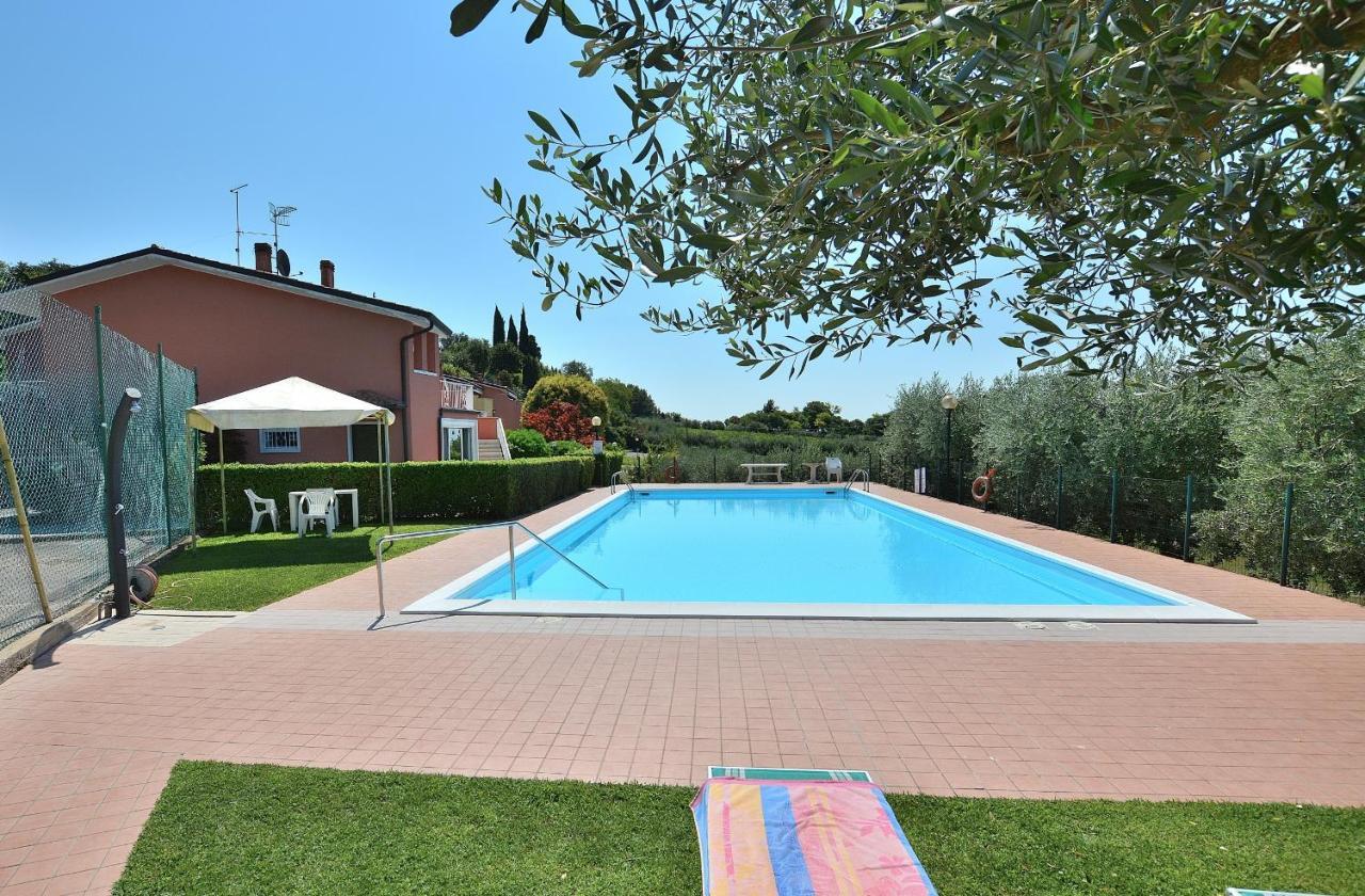 Apartment Joan Miro With Pool Bardolino Exterior photo